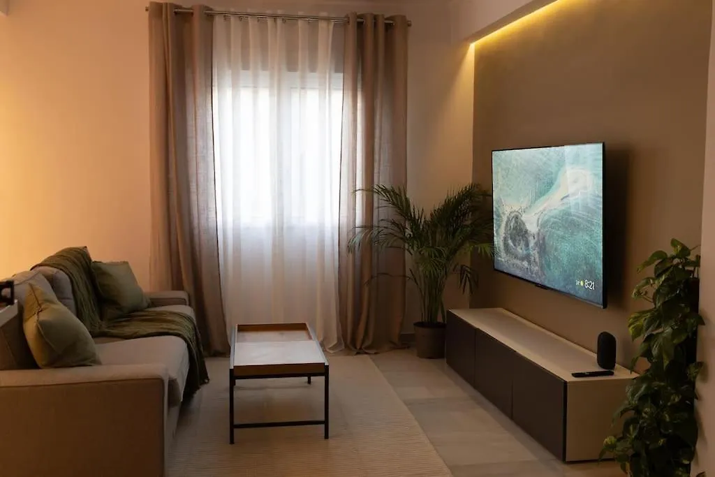 Comfy Stylish Stay In Malaga